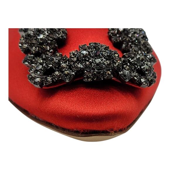 Manolo Blahnik Hangisiflat Jewel Buckle Flat Pumps - Satin - Red 35 5US $1095 - Picture 8 of 9